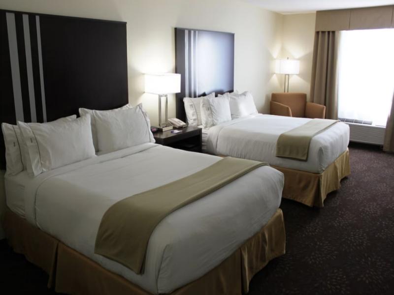 Holiday Inn Express Yorkton East image