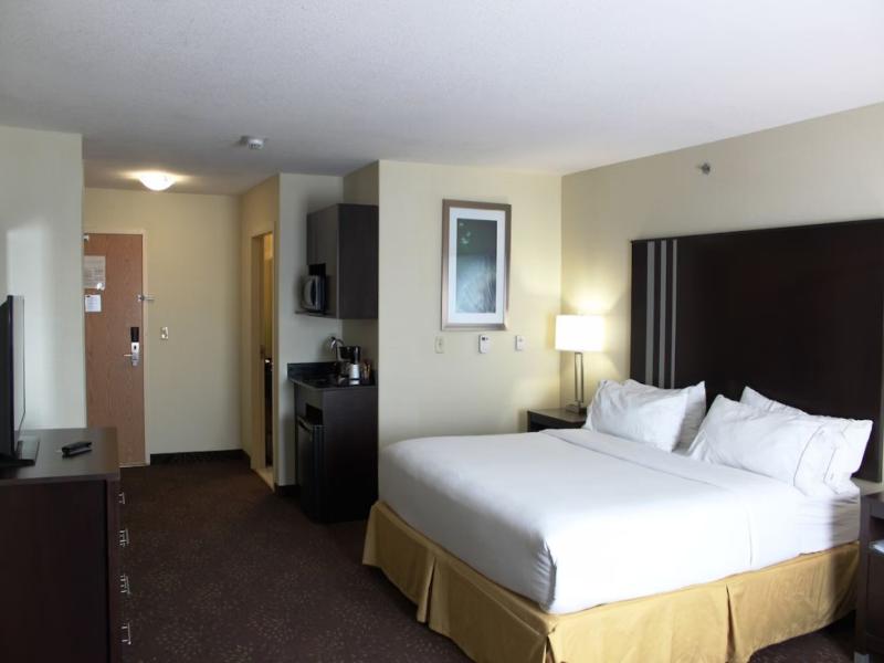 Holiday Inn Express Yorkton East image