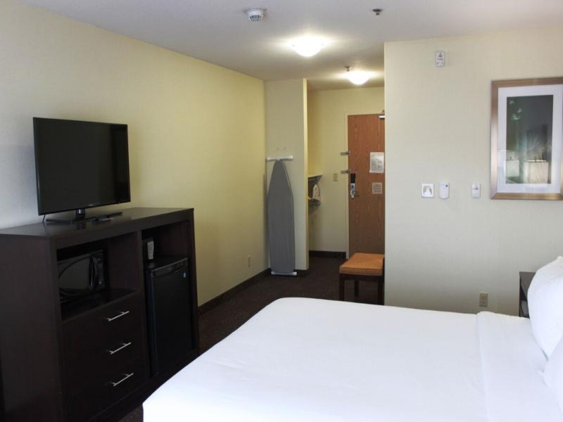 Holiday Inn Express Yorkton East image