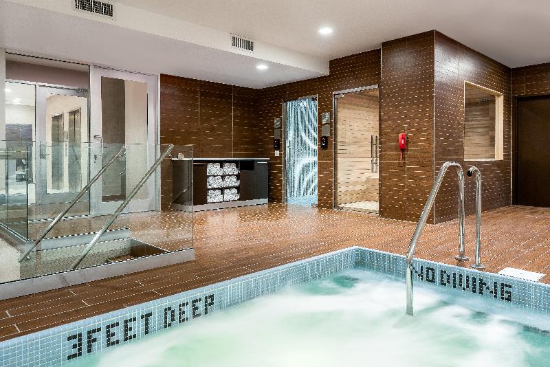 Holiday Inn Brooklyn Downtown image