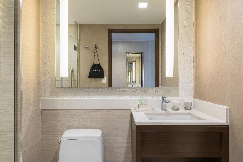 Holiday Inn Brooklyn Downtown image
