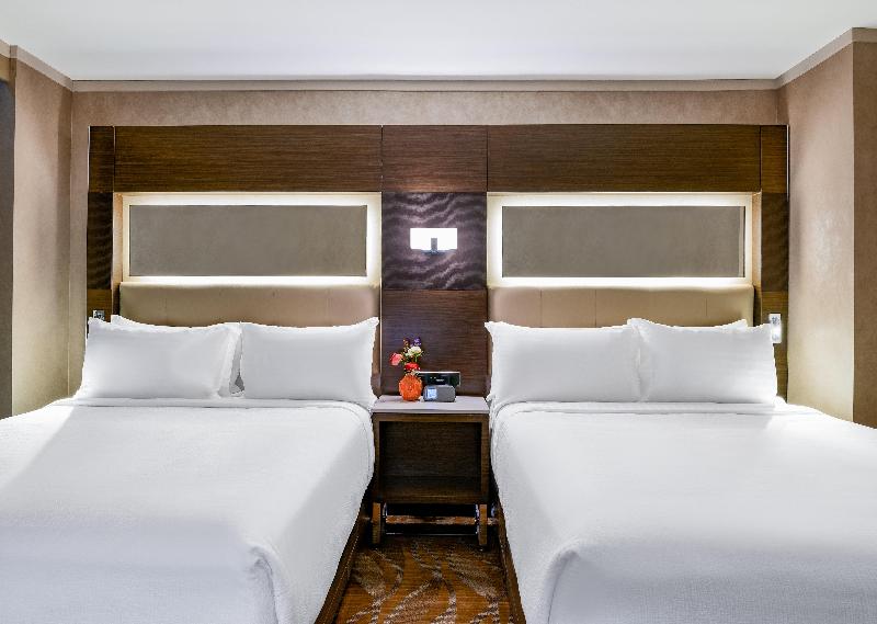 Holiday Inn Brooklyn Downtown image