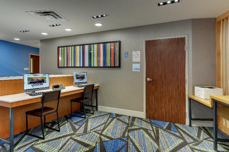 Holiday Inn Express and Suites Troy image