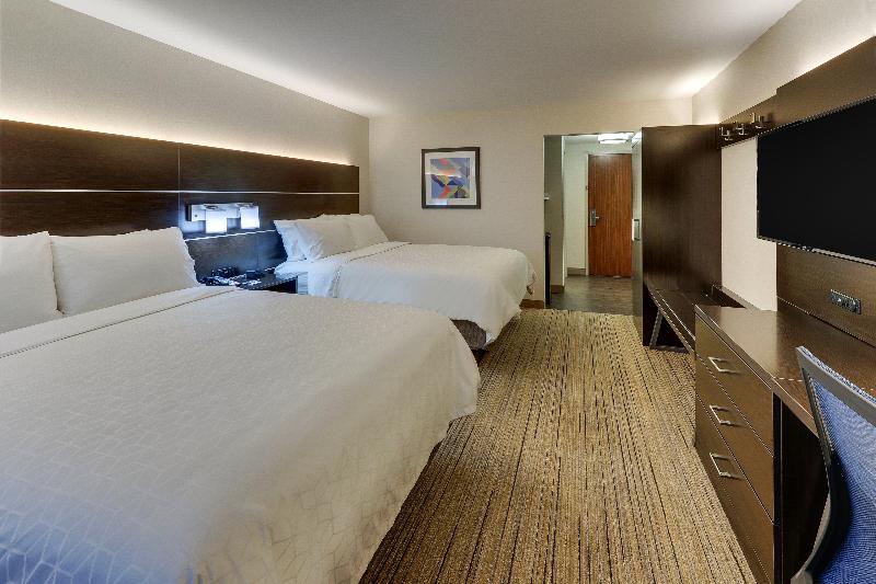 Holiday Inn Express and Suites Troy image