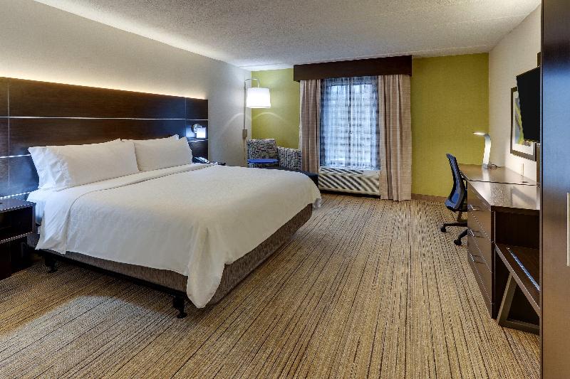 Holiday Inn Express and Suites Troy image