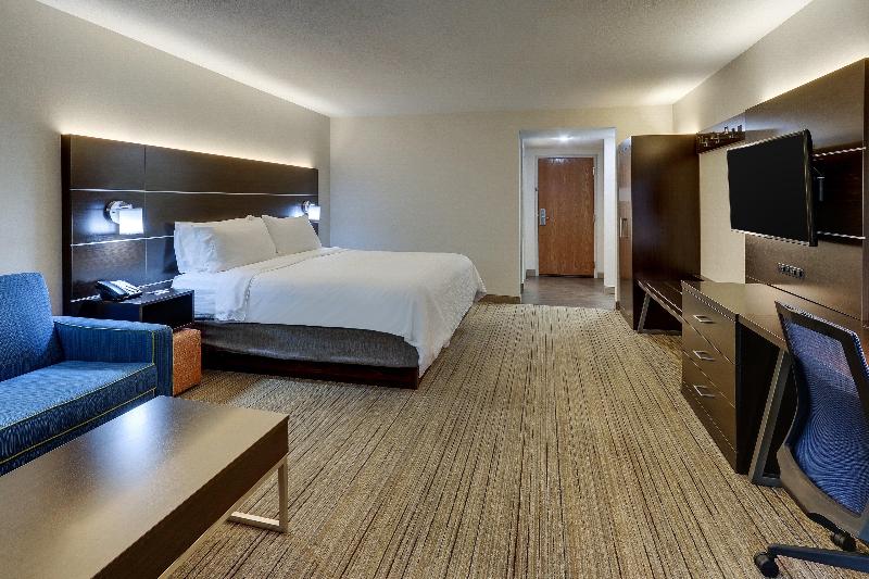 Holiday Inn Express and Suites Troy image