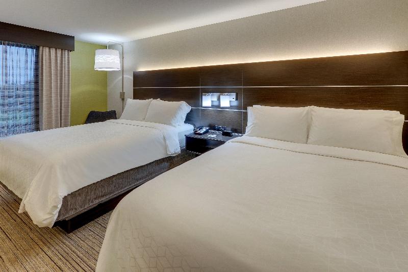 Holiday Inn Express and Suites Troy image