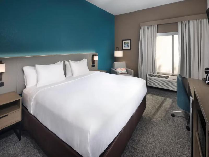 Comfort Inn & Suites Dahlonega University Area image
