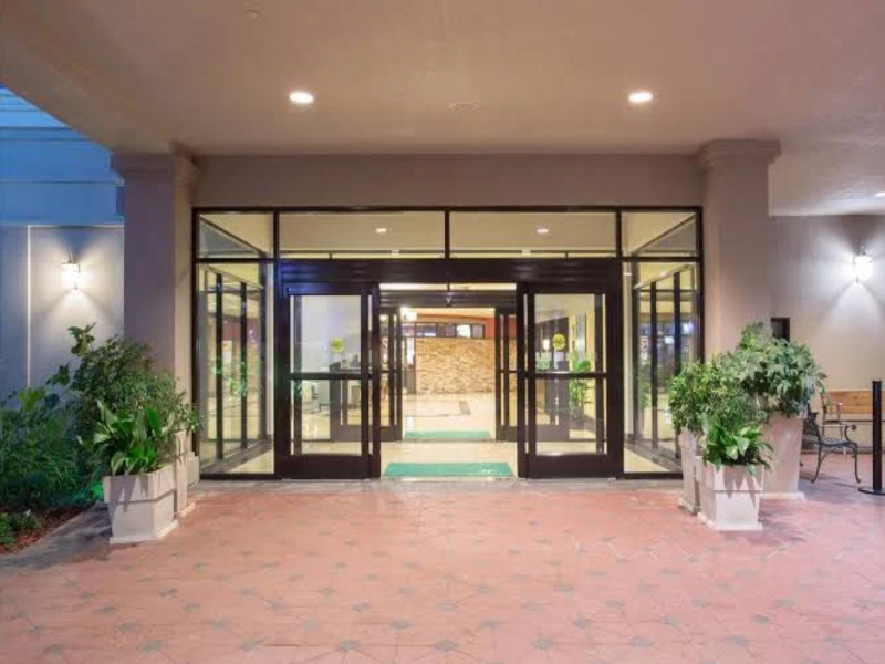 Wyndham Grand Executive Center Little Rock Airport