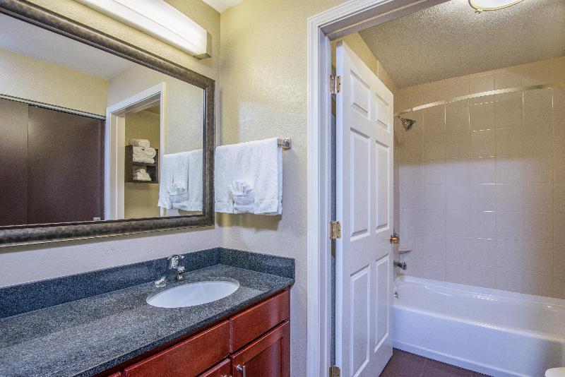 Staybridge Suites Allentown West image