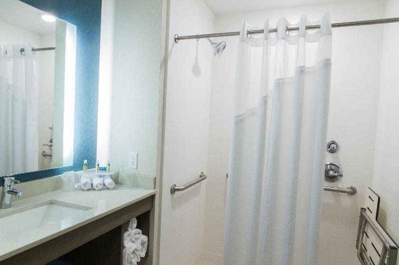 Holiday Inn Express and Suites Litchfield West photo 23