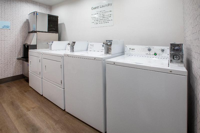 Holiday Inn Express & Suites Lathrop By IHG image