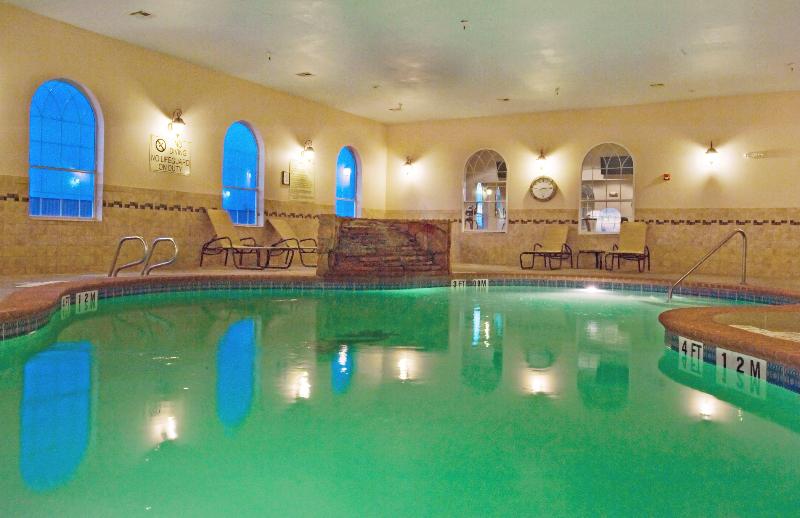 Holiday Inn Express & Suites Levelland image