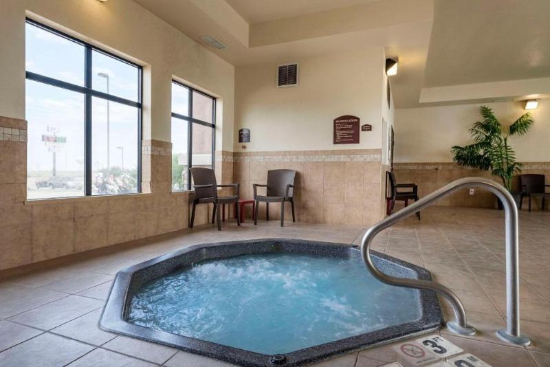 Comfort Inn and Suites Goodland image