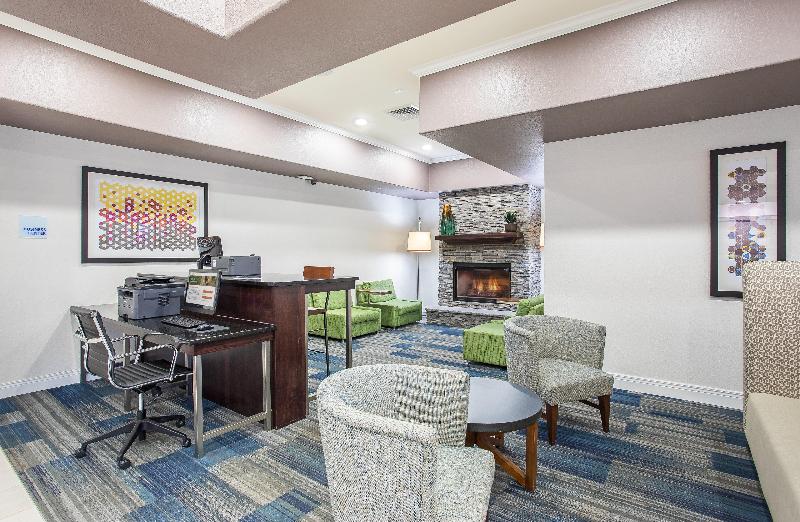 Holiday Inn Express & Suites Glasgow image