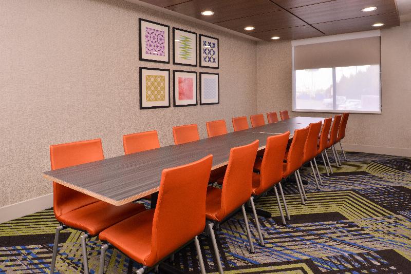 Holiday Inn Express & Suites Mesquite image