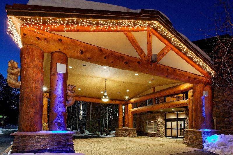 The Evergreen Hotel image