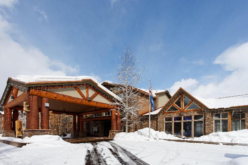 The Evergreen Hotel image