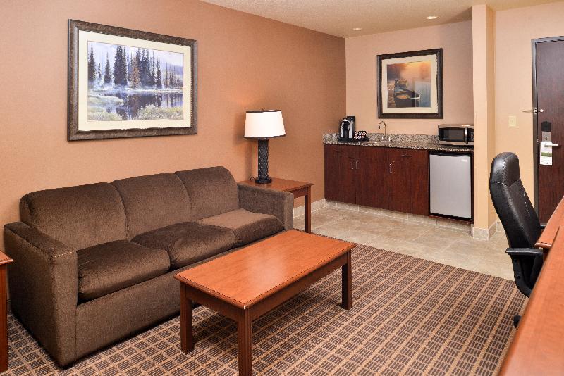 The Evergreen Hotel image