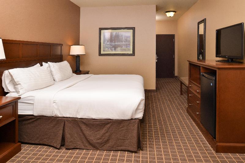 The Evergreen Hotel image