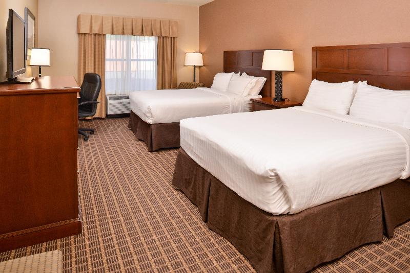 The Evergreen Hotel image