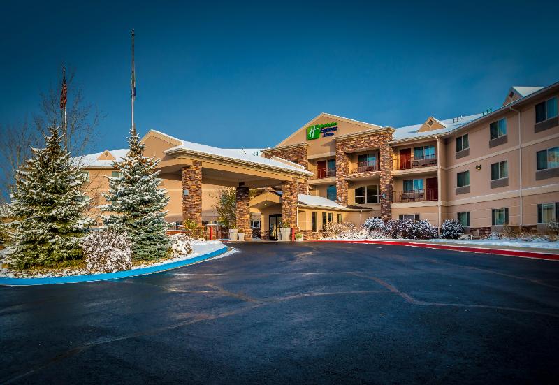 Holiday Inn Express & Suites Gunnison By IHG image