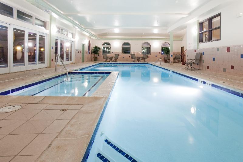 Holiday Inn Express & Suites Gunnison By IHG image