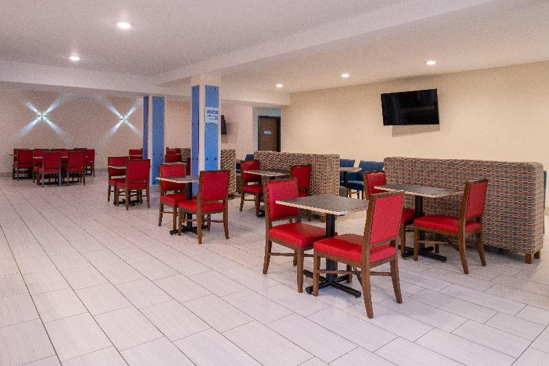 Holiday Inn Express & Suites Gunnison By IHG image