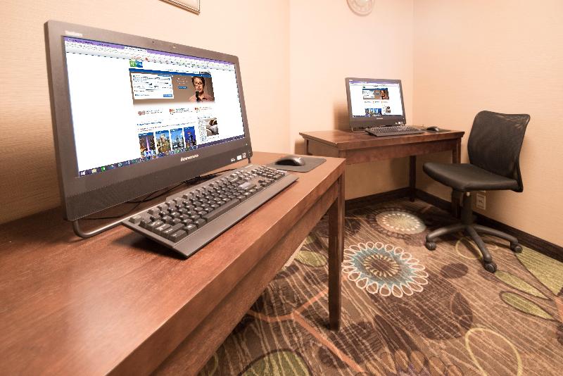 Holiday Inn Express & Suites Gunnison By IHG image
