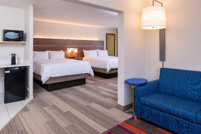 Holiday Inn Express & Suites Gunnison By IHG image