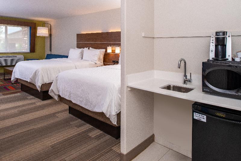 Holiday Inn Express & Suites Gunnison By IHG image