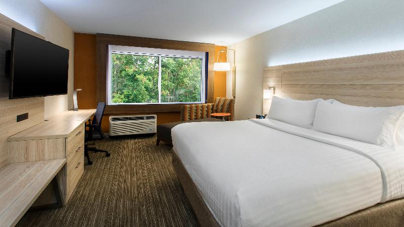 Holiday Inn Express and Suites Medina photo 24