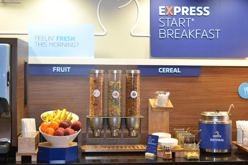Holiday Inn Express Selinsgrove University Area image