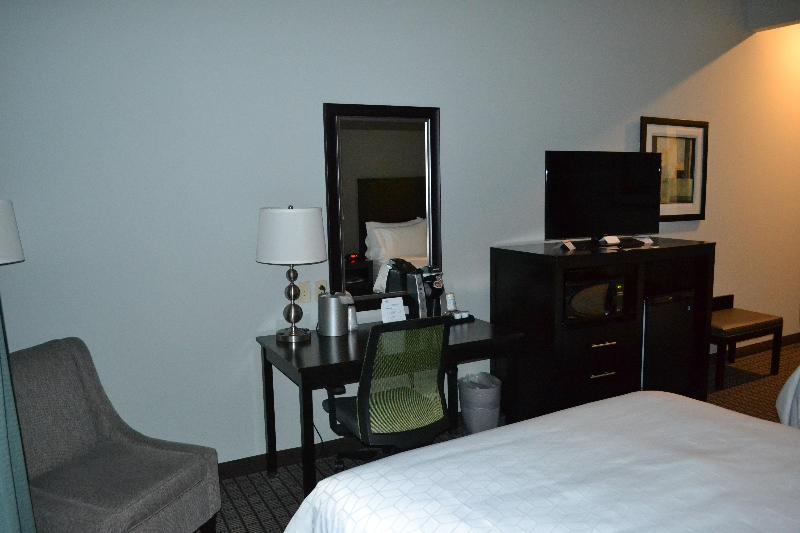 Holiday Inn Express Selinsgrove University Area image