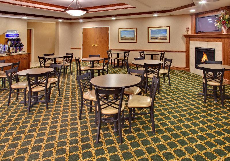 Garner Hotel Brookings By IHG image
