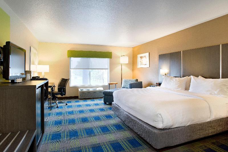 Garner Hotel Brookings By IHG image