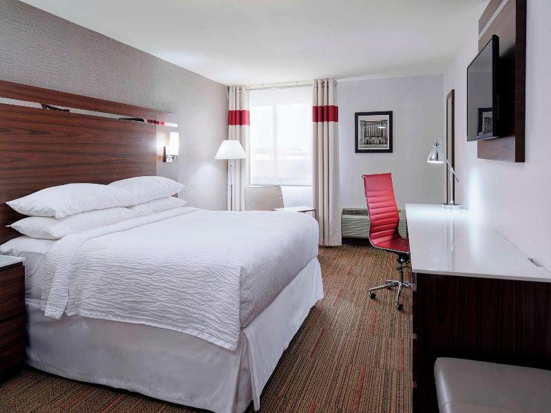 Four Points by Sheraton Detroit Novi image