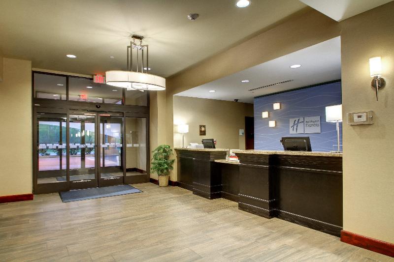 Holiday Inn Express & Suites Natchez South By IHG image