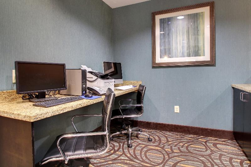 Holiday Inn Express & Suites Natchez South By IHG image