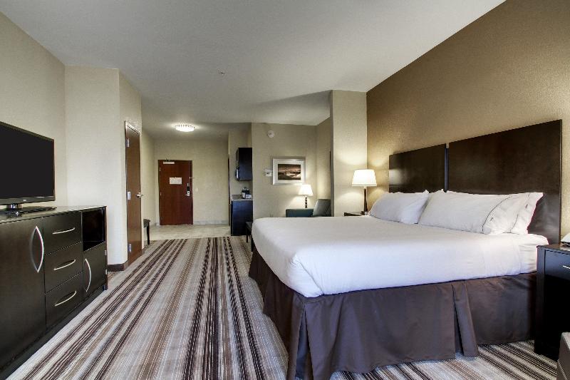 Holiday Inn Express & Suites Natchez South By IHG image