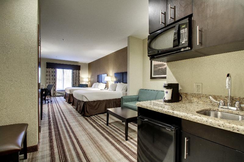 Holiday Inn Express & Suites Natchez South By IHG image