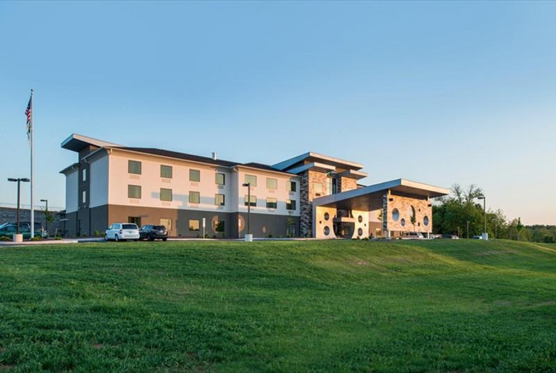 Holiday Inn Express and Suites Shippensburg