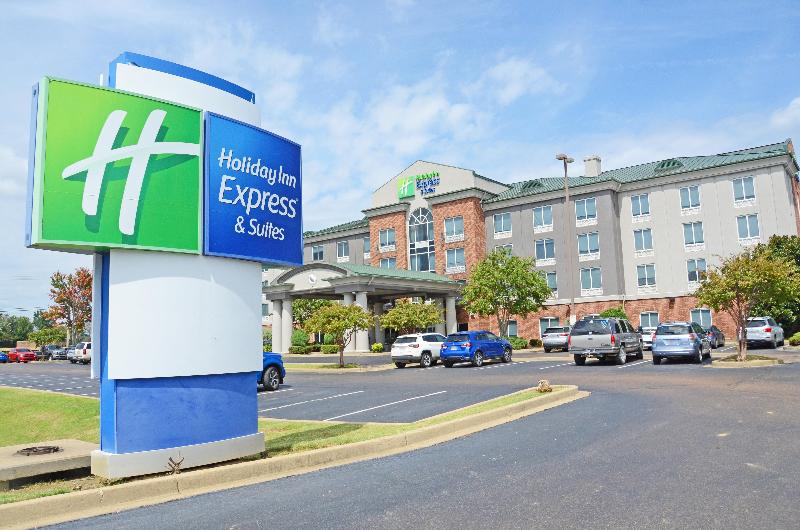 Holiday Inn Express Suites Millington-Memphis Area