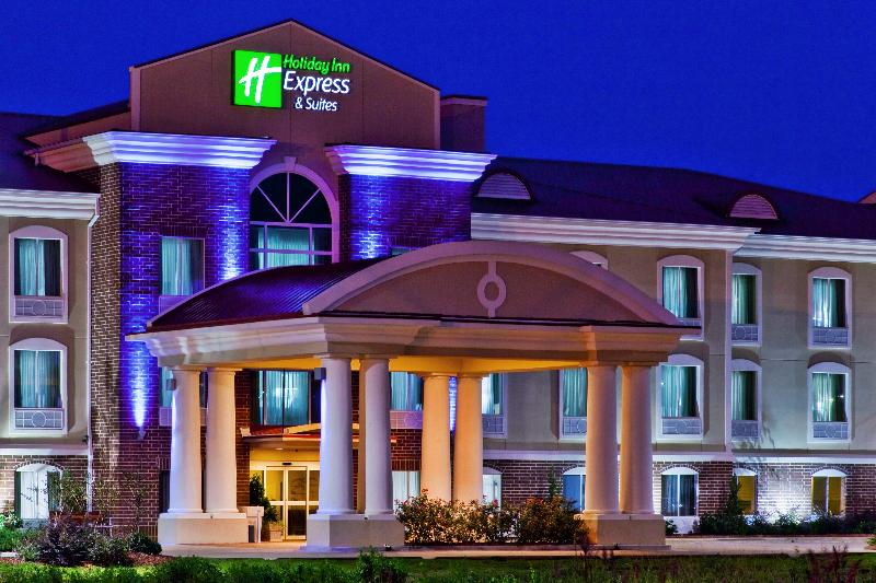 Holiday Inn Express & Suites Magee