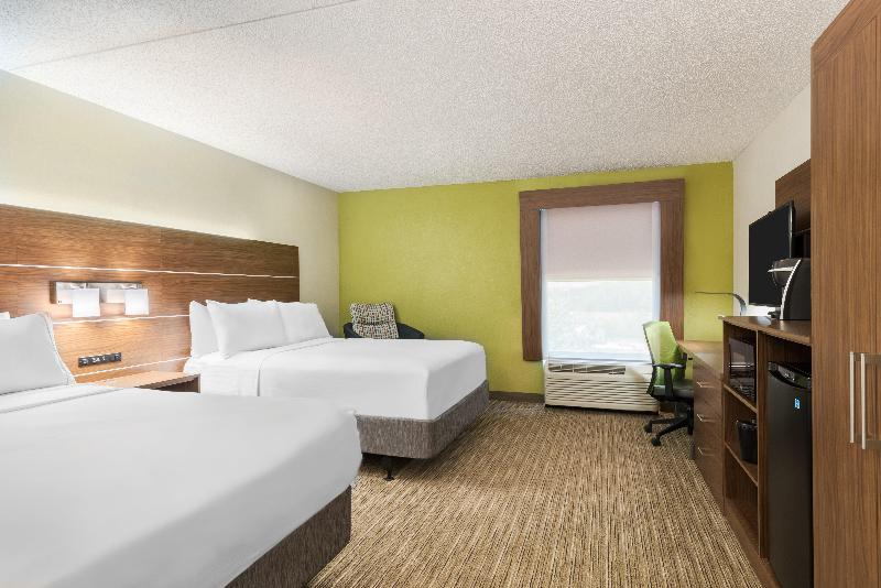 Holiday Inn Express & Suites Bentonville By IHG photo 13