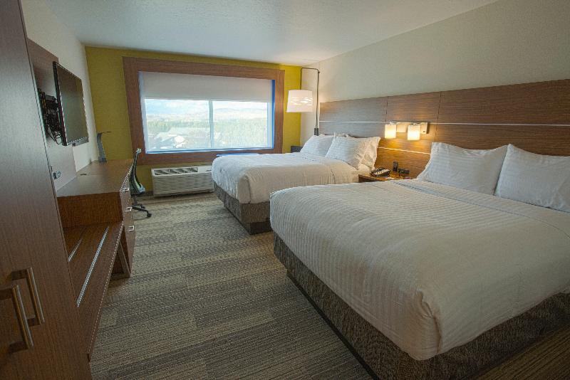 Holiday Inn Express and Suites Boise Airport image