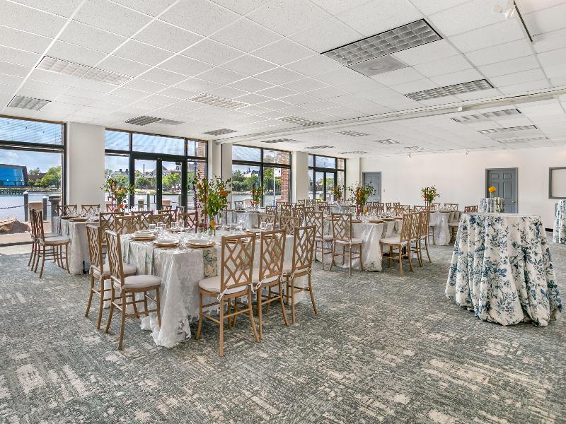 The Landing At Hampton Marina Tapestry Collection image