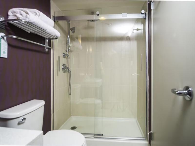 Crowne Plaza Saddle Brook image