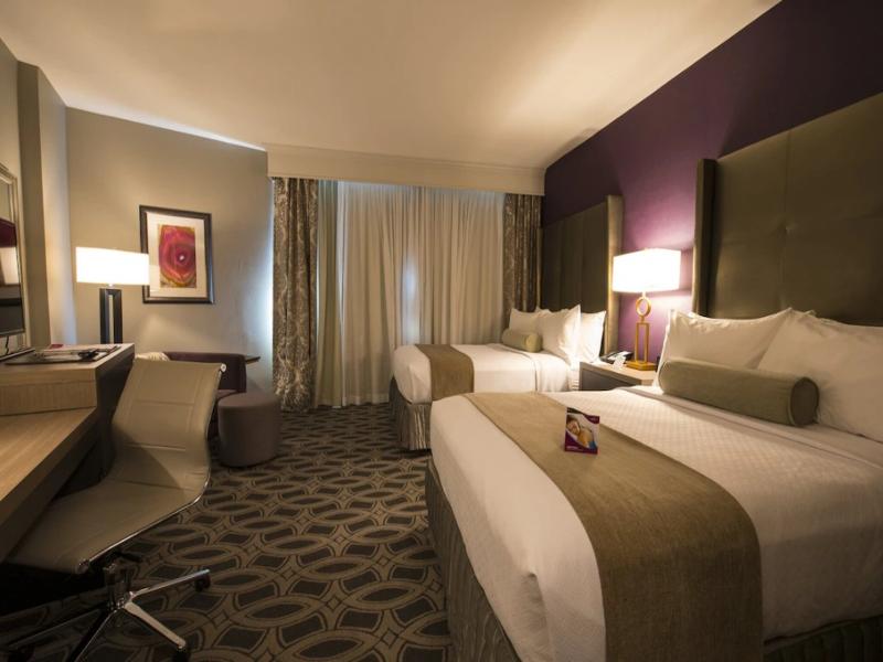 Crowne Plaza Saddle Brook image