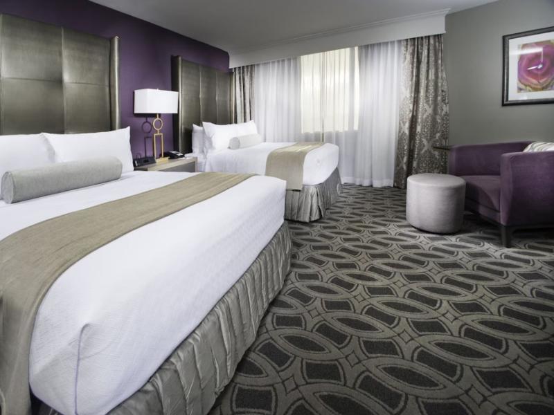 Crowne Plaza Saddle Brook image